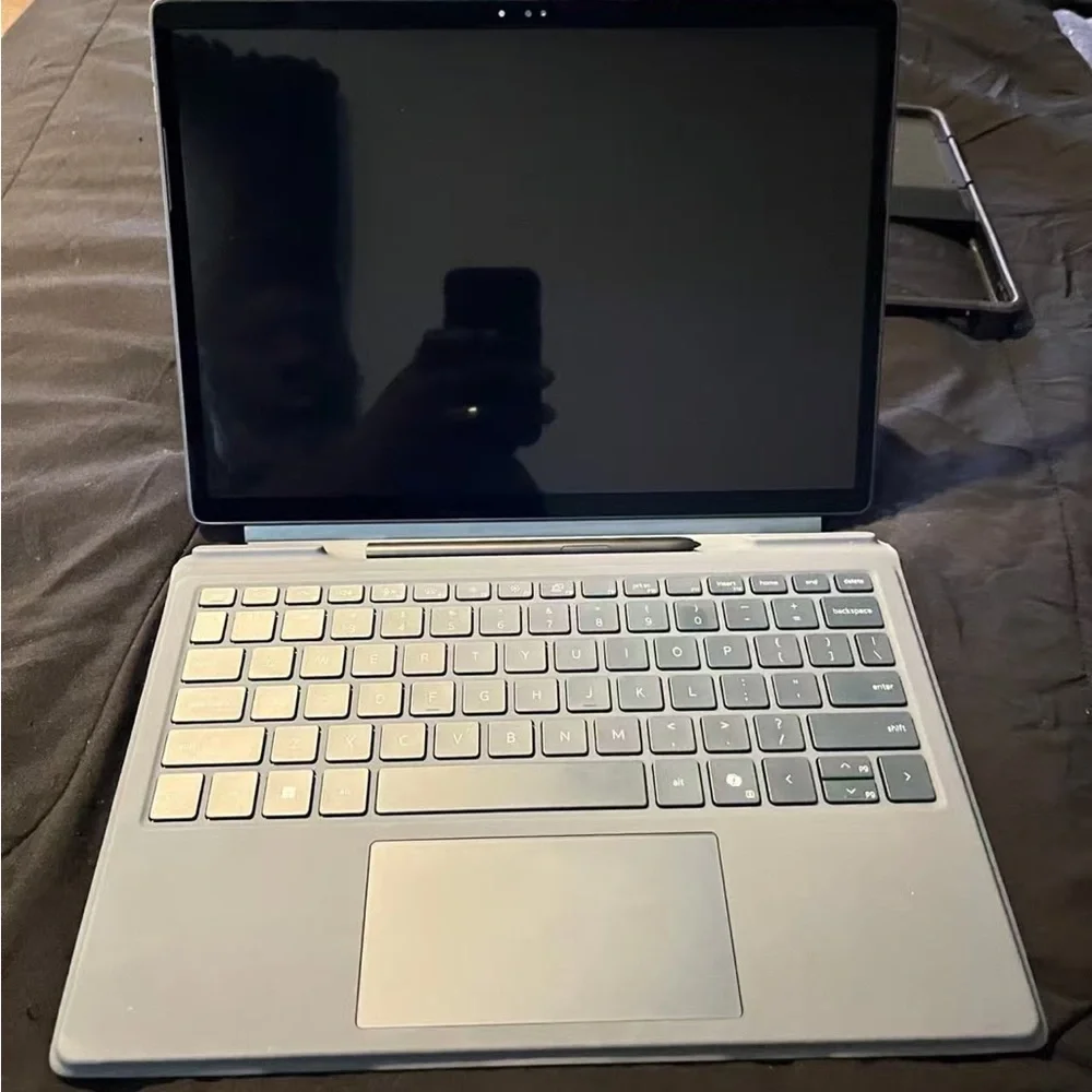 Dell Latitude 7350 Detachable 2-in-1 Laptop Tablet Sim 5G Cellular(2024)Touch